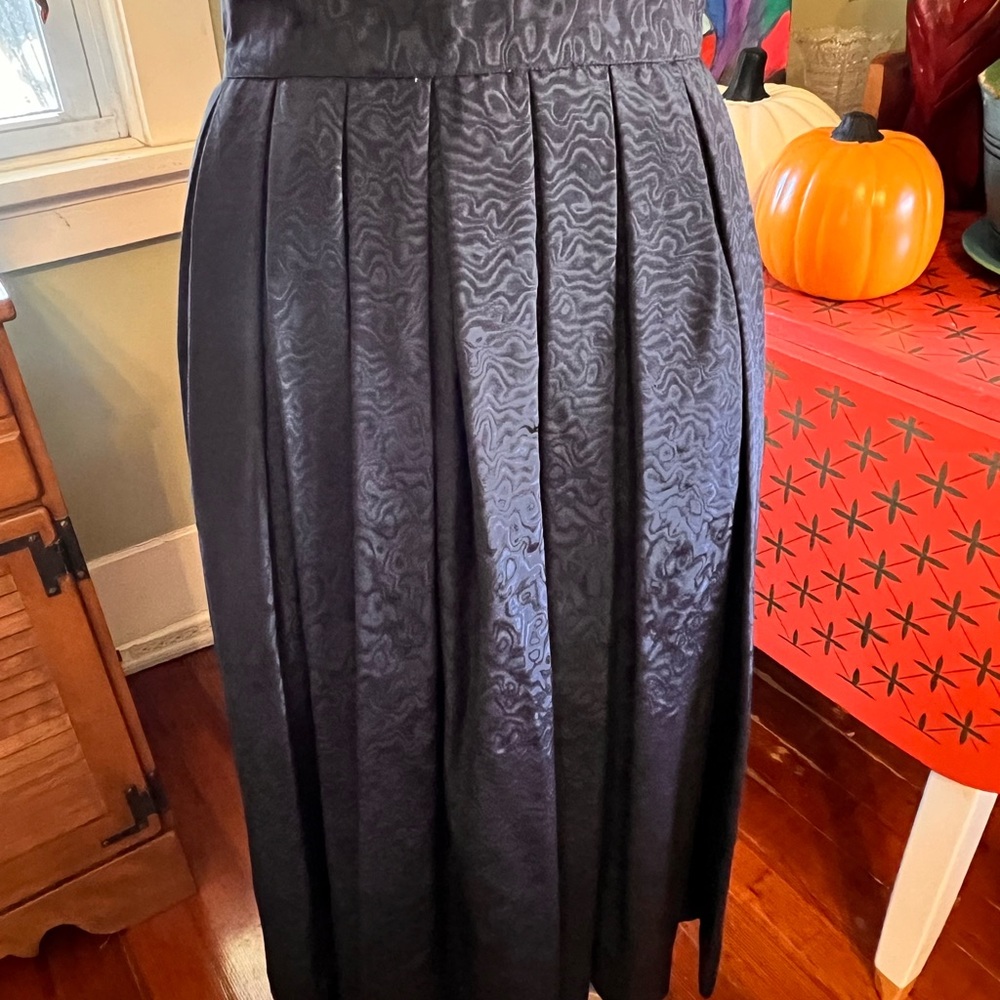 A.J. Bari Textured Black A-Line Skirt